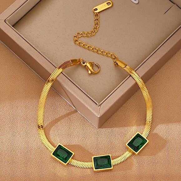 Gold Emerald Herringbone Bracelet Gemstone Square - Picture 5 of 7
